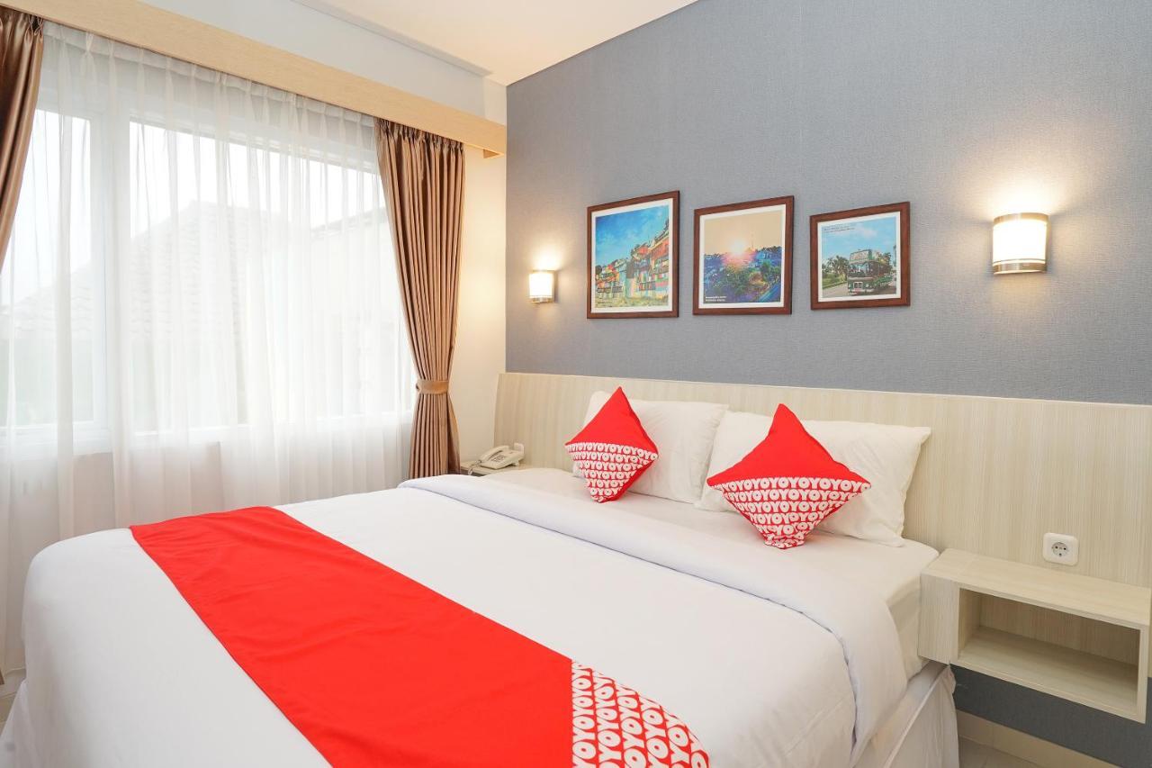 Oyo 272 M Suite Residence Malang Dış mekan fotoğraf