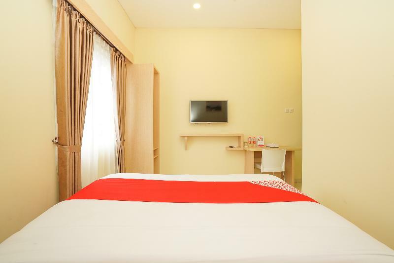 Oyo 272 M Suite Residence Malang Dış mekan fotoğraf